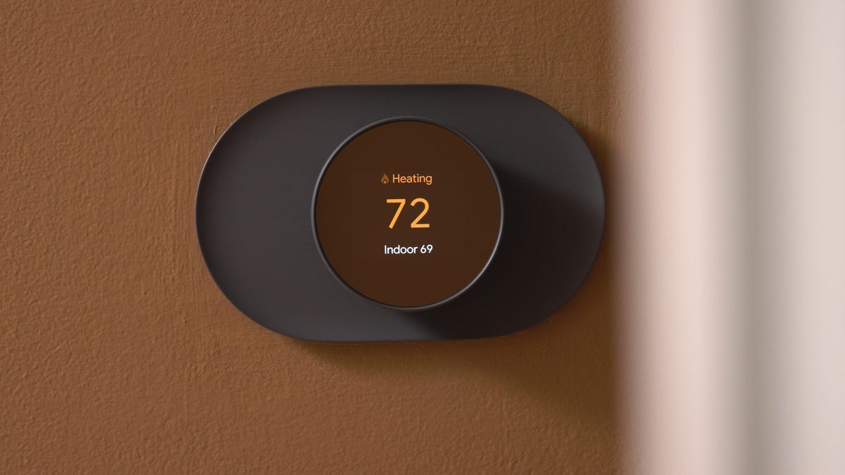 A Nest thermostat set to 72 degrees Fahrenheit