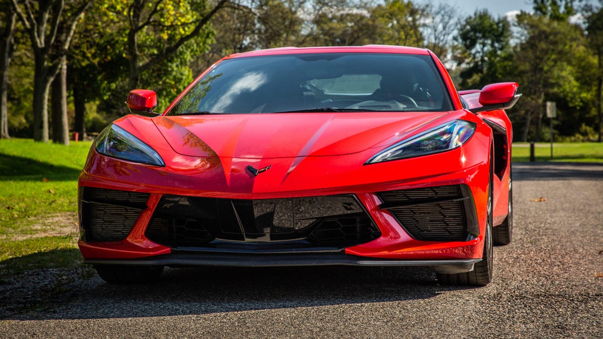 2020-chevy-corvette-c8-15