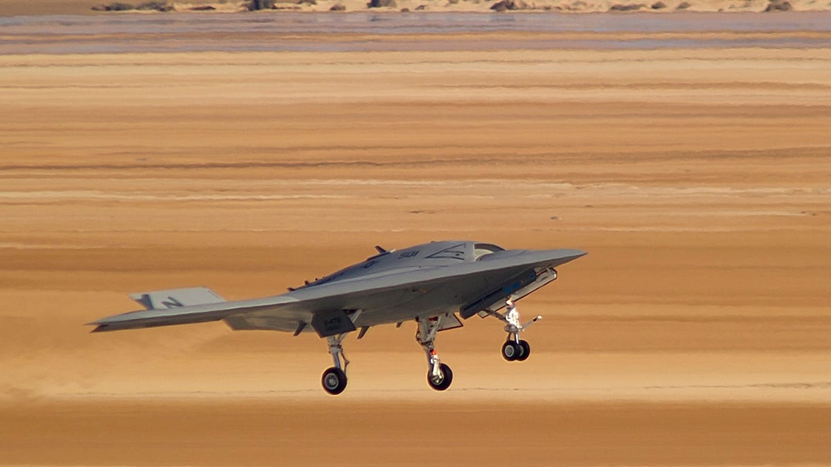Northrop Grumman X-47B landing