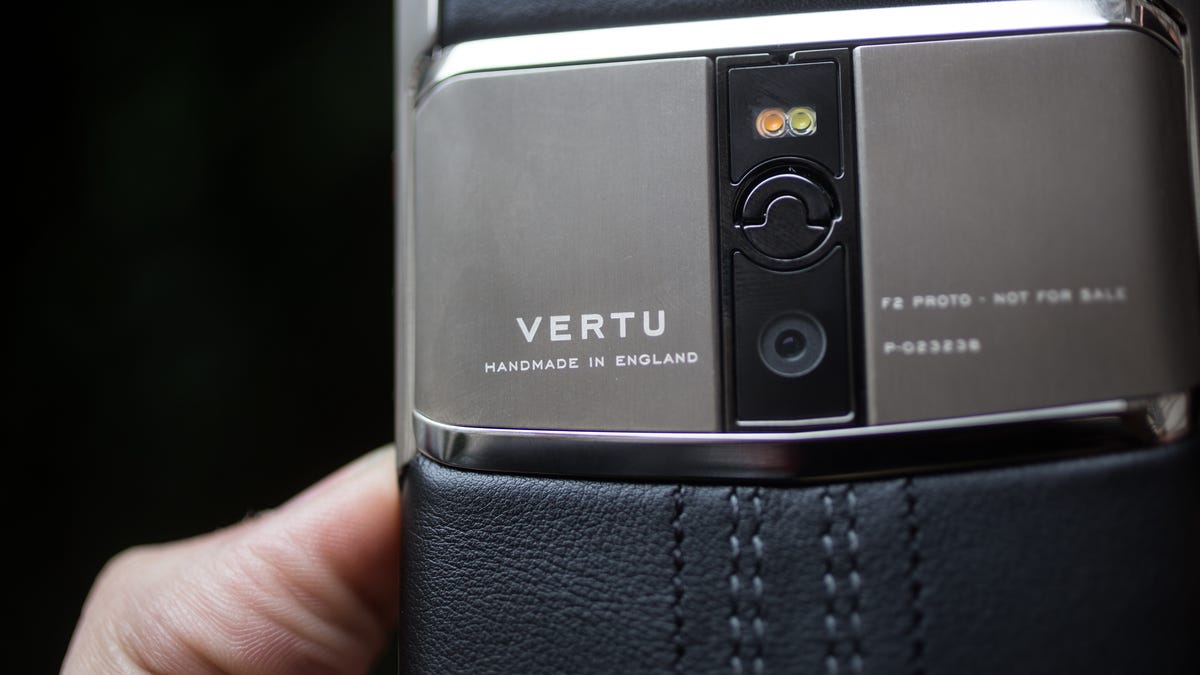 vertu-new-signature-touch-2015.jpg