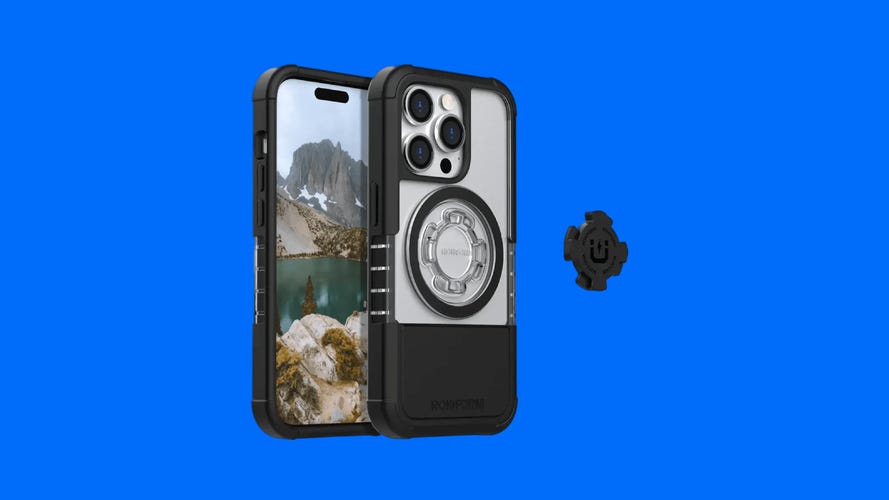 Rokform's Crystal case is MagSafe compatible