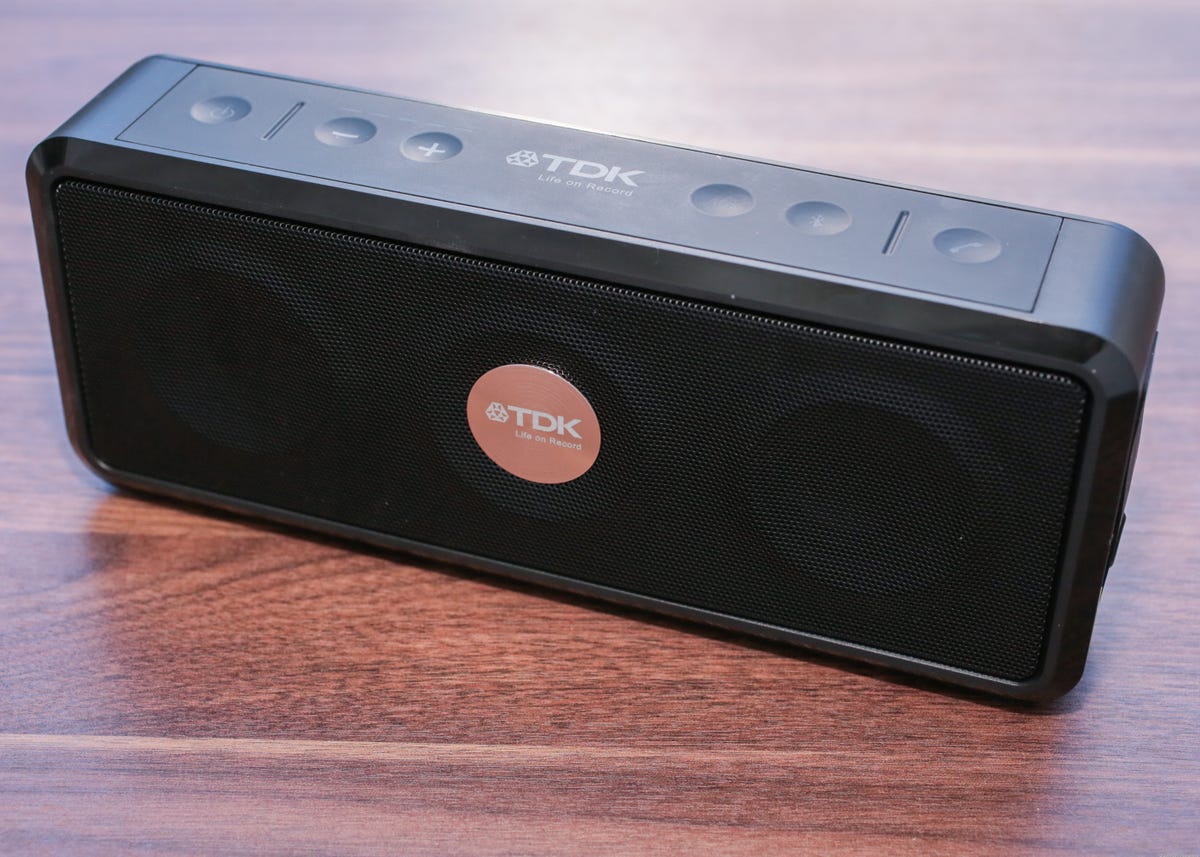 TDK_Life_on_Record_A33_Wireless_Weatherproof_Speaker_35833738_01.jpg