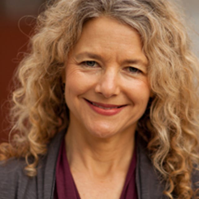 Headshot of Leslie Katz