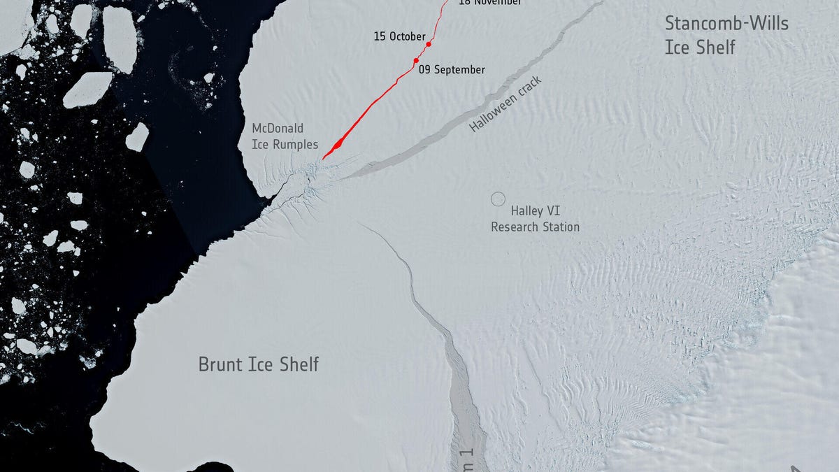 new-crack-in-the-brunt-ice-shelf-pillars