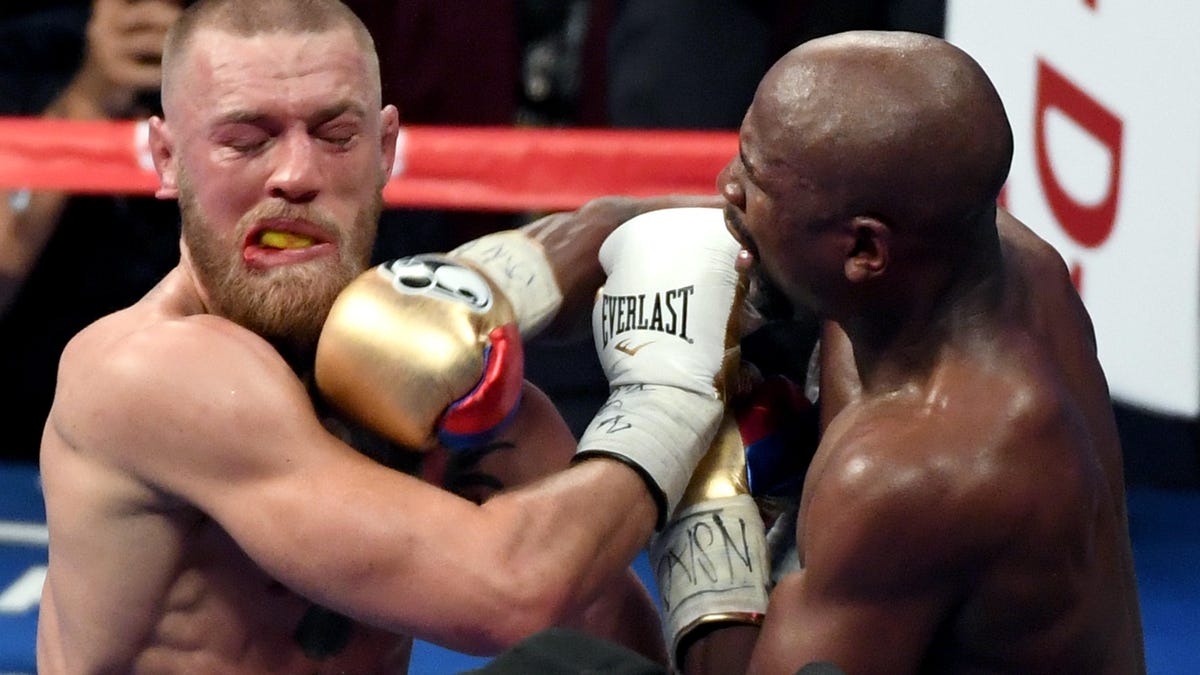 Floyd Mayweather Jr. v Conor McGregor