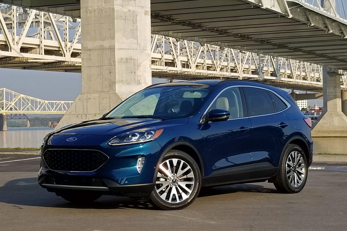2020-ford-escape-hybrid-1