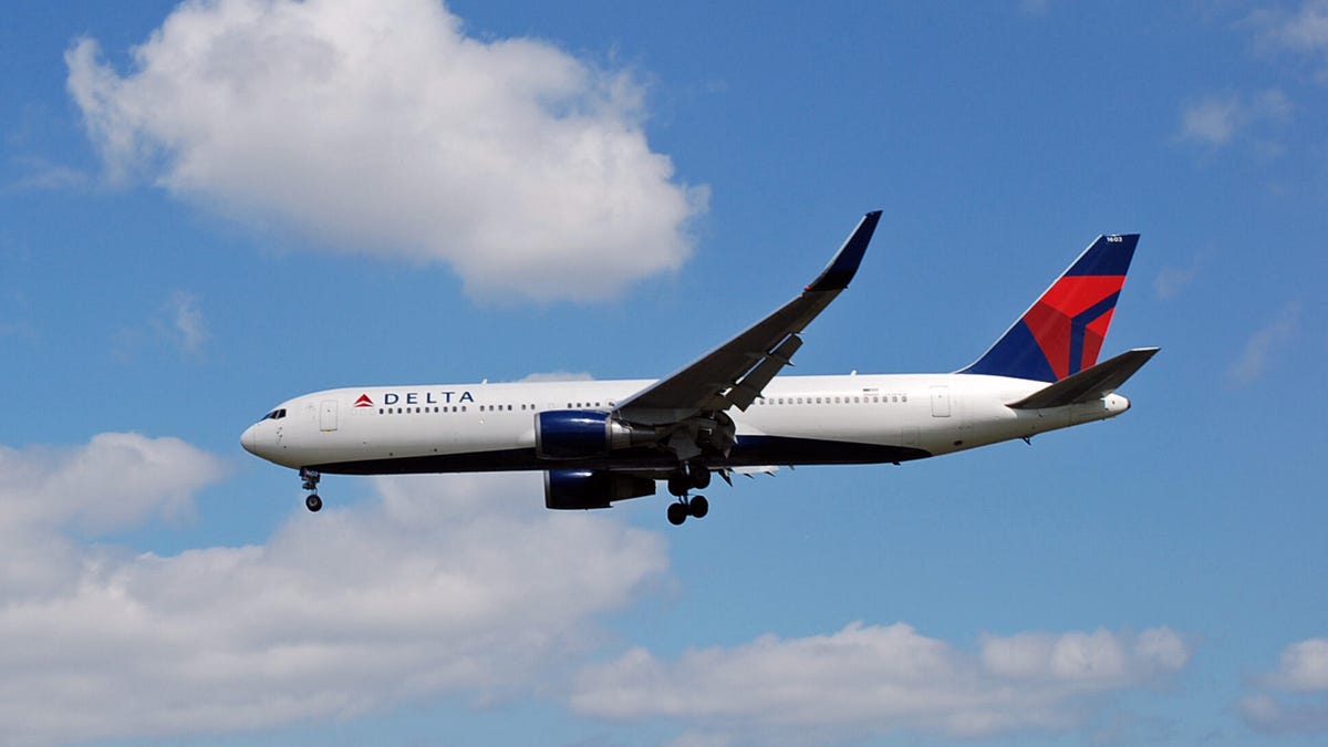 delta-767