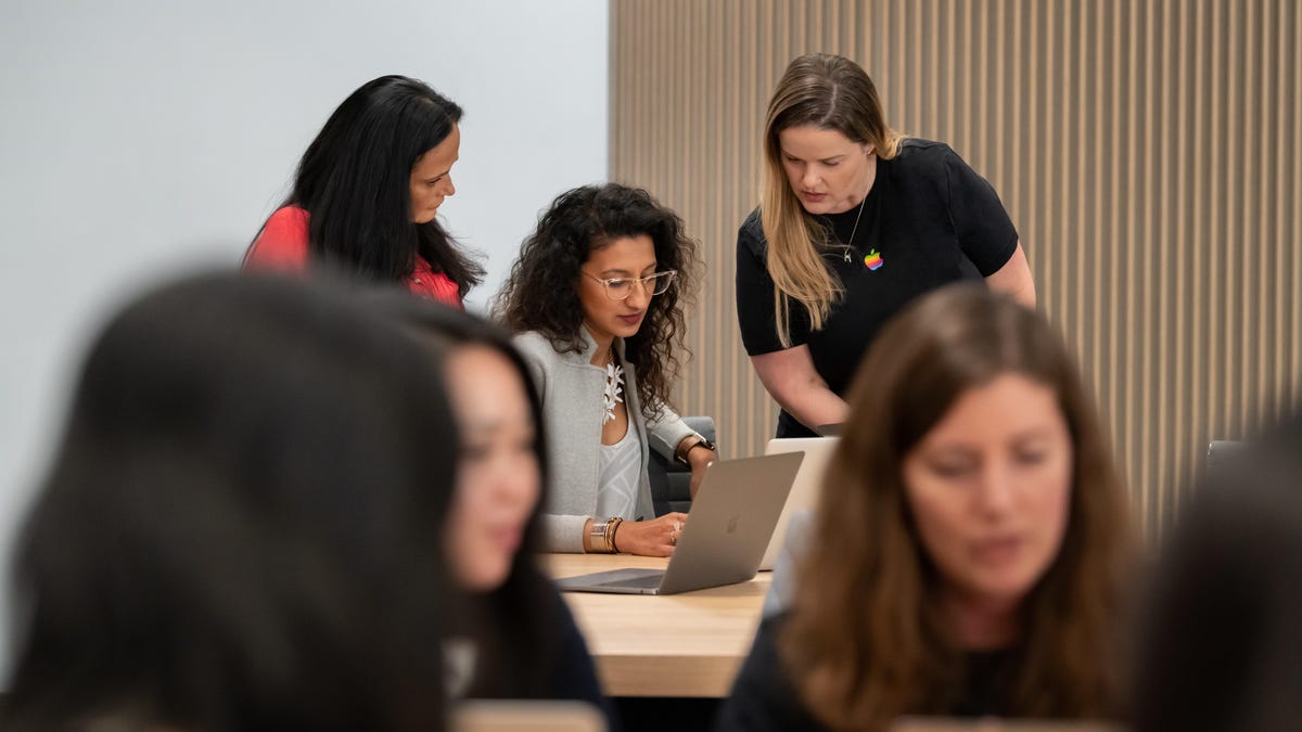 181113_ApplePark-Cupertino_BalazsGardi