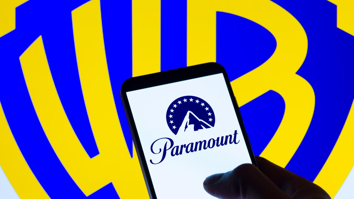 logos for wbd and paramount