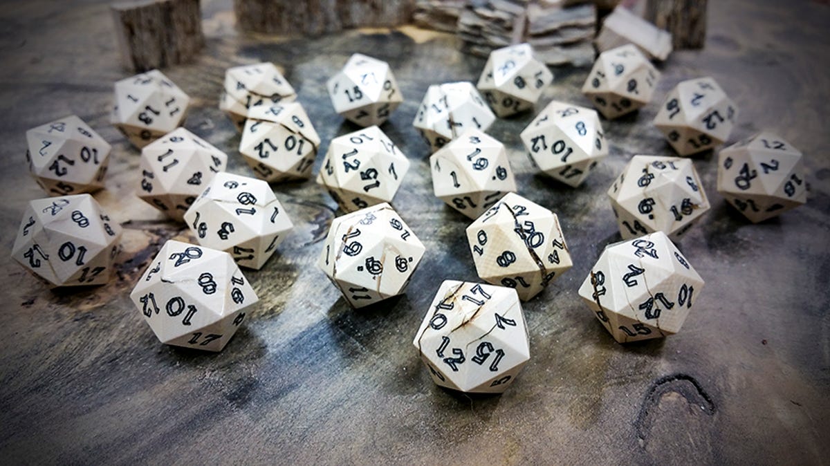 0-mammoth-dice.jpg