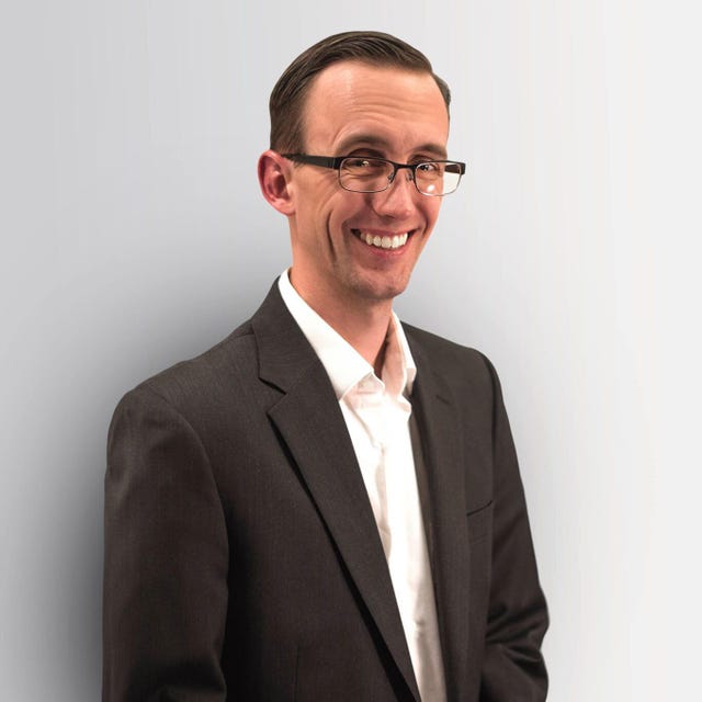 Headshot of Craig Cole