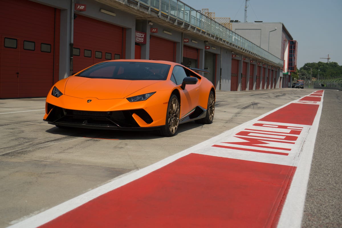2017 Lamborghini Huracan Performante
