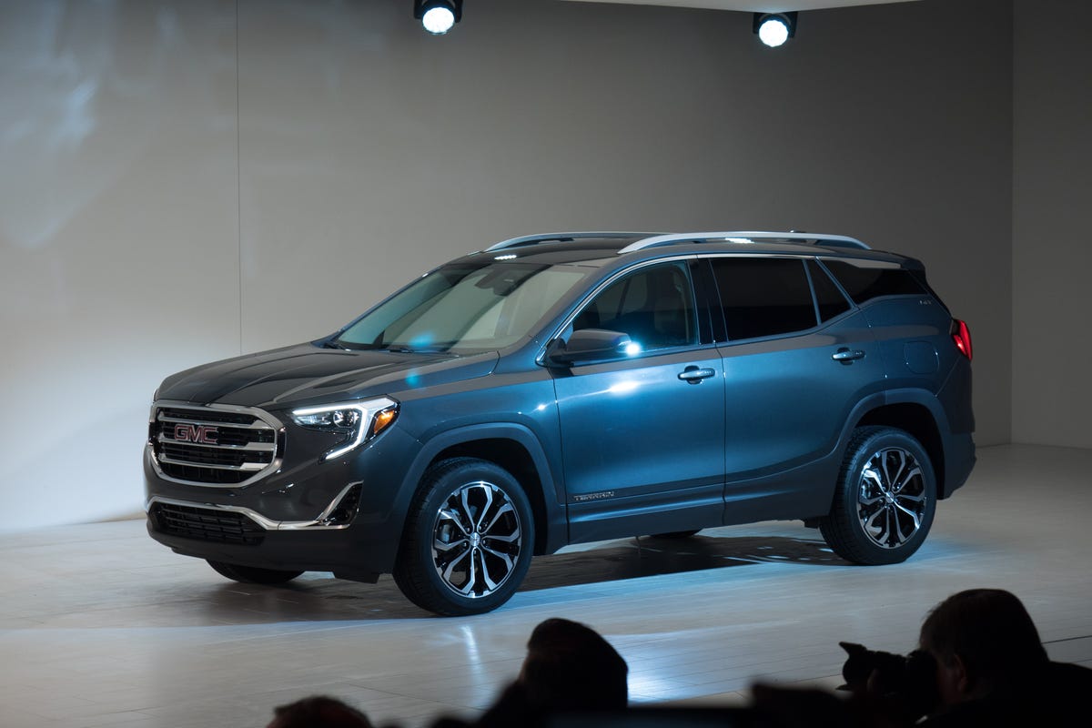 2018-gmc-terrain-1.jpg