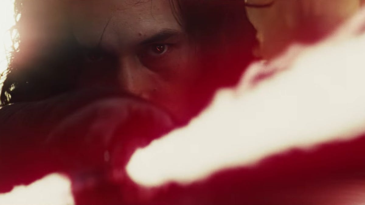 star-wars-last-jedi-kylo-ren-lightsaber.png