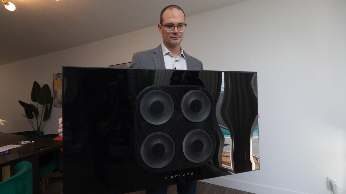 displace-tv-CES-2025