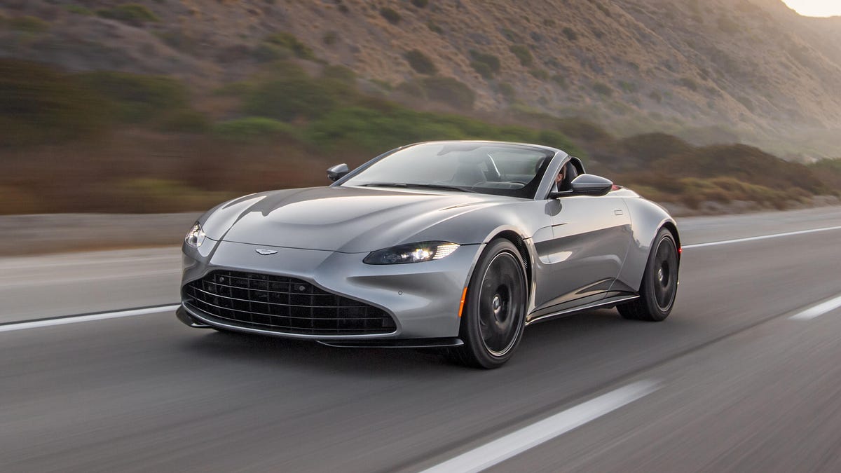 2021 Aston Martin Vantage Roadster front three-quarter view