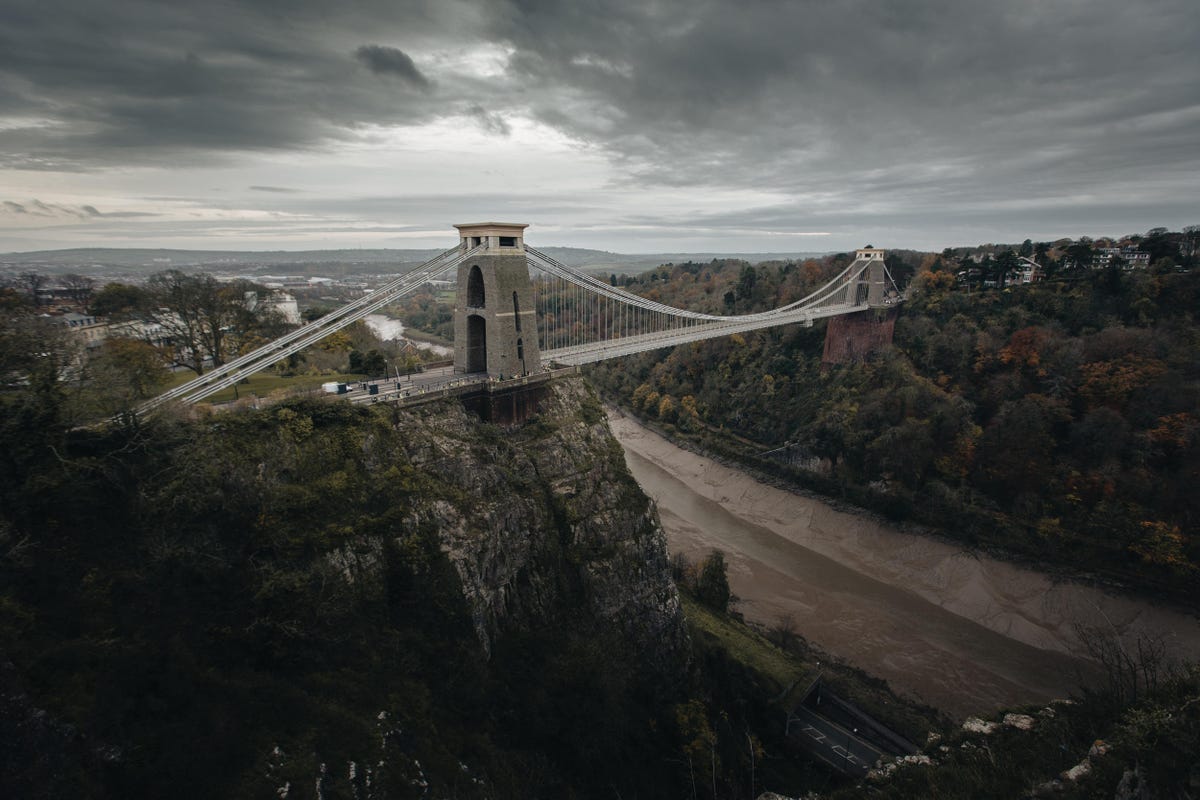 clifton-suspension-bridge-inside-vaults-bristol-1