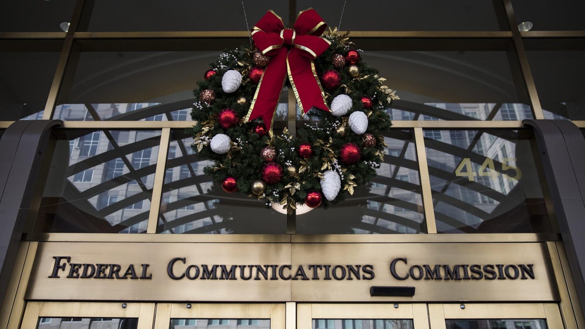 fcc-gettyimages-892773228