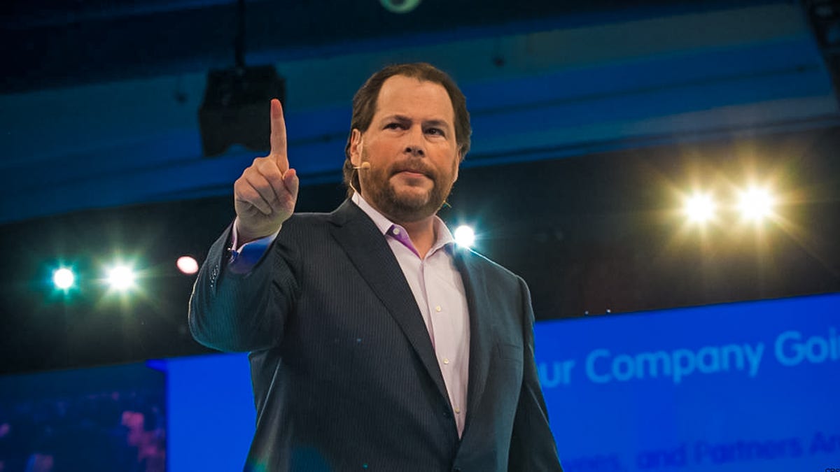 Salesforce Tower: Check out San Francisco's newest light show