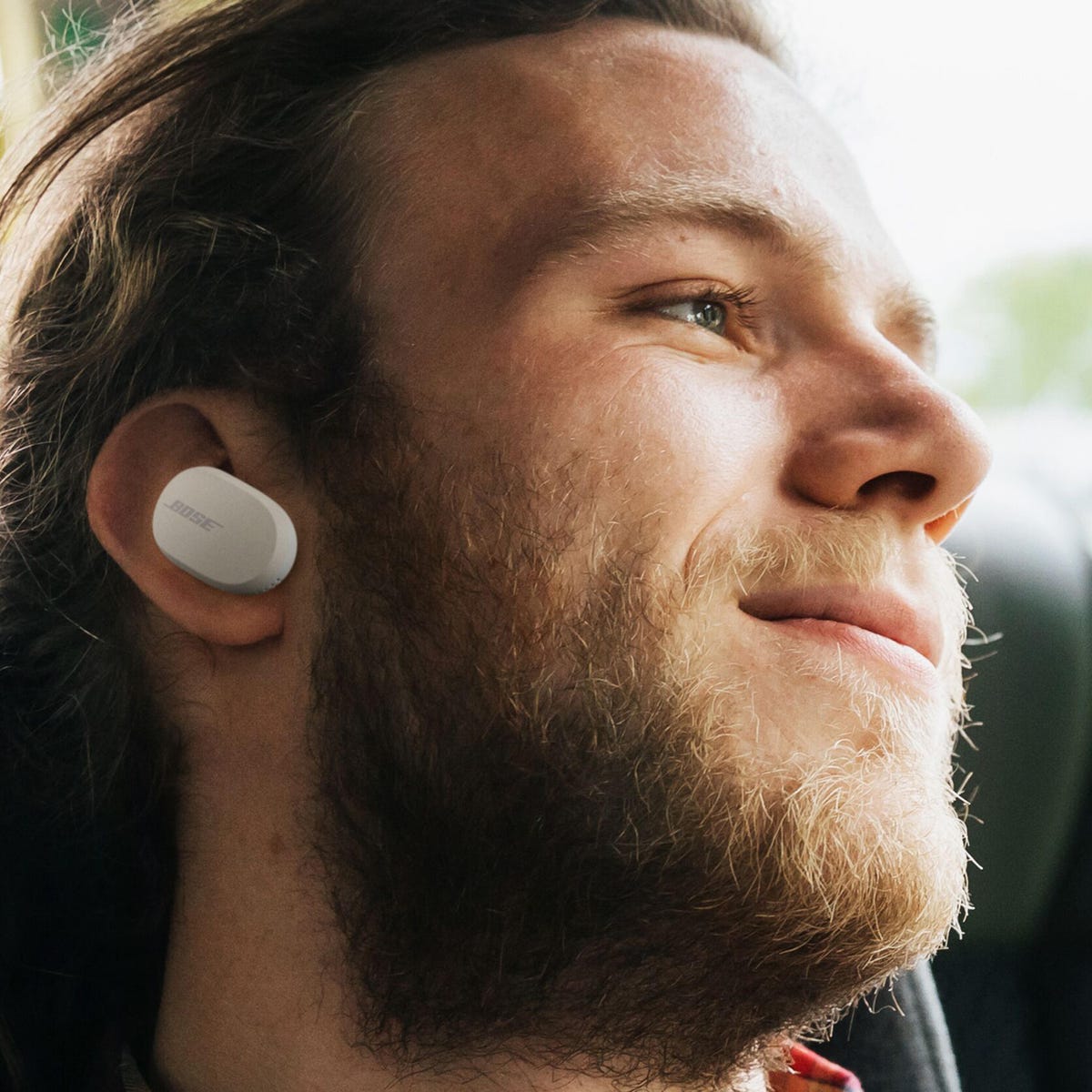 bose-quietcomfort-earbuds-soapstone