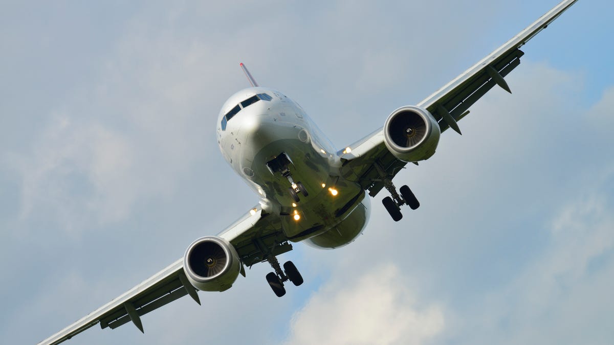 Approaching Airplane