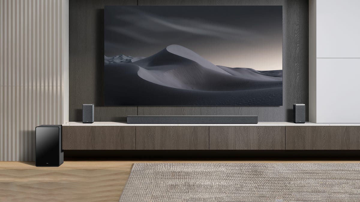 q85h-soundbar-lifestyle3.png