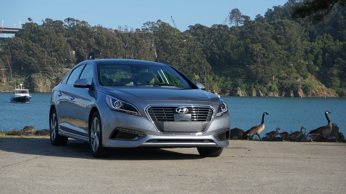 2016 Hyundai Sonata Hybrid Limited (pictures)