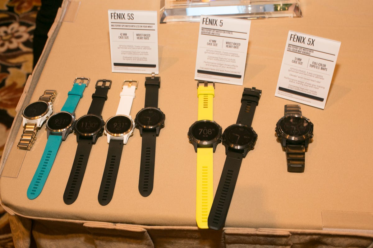 garmin-fenix-5-smartwatches-01.jpg