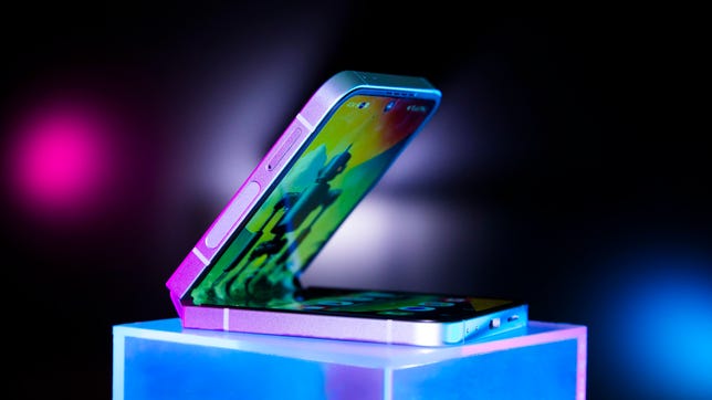 Samsung Galaxy Z Flip 6 mobile phone