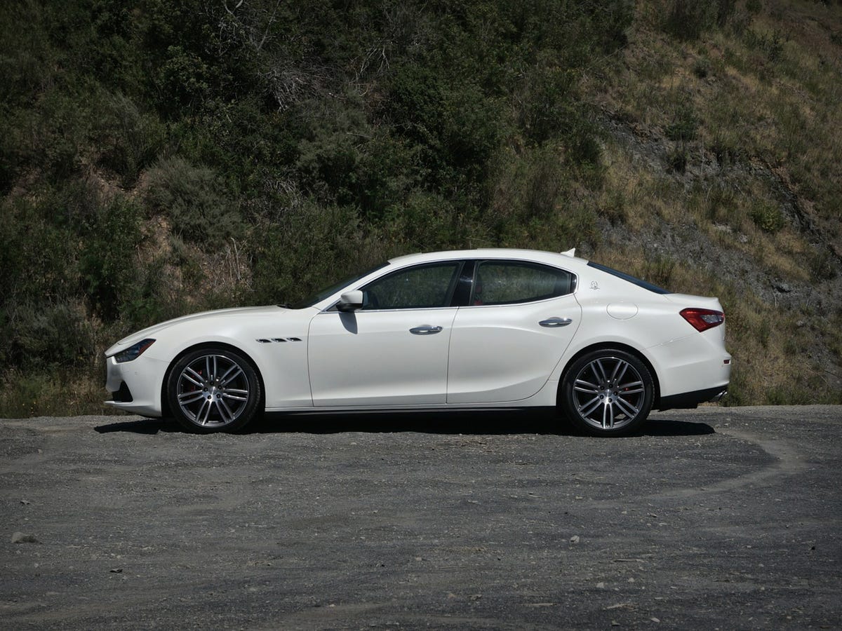 2014-maserati-ghibli-s-q4-01v.jpg