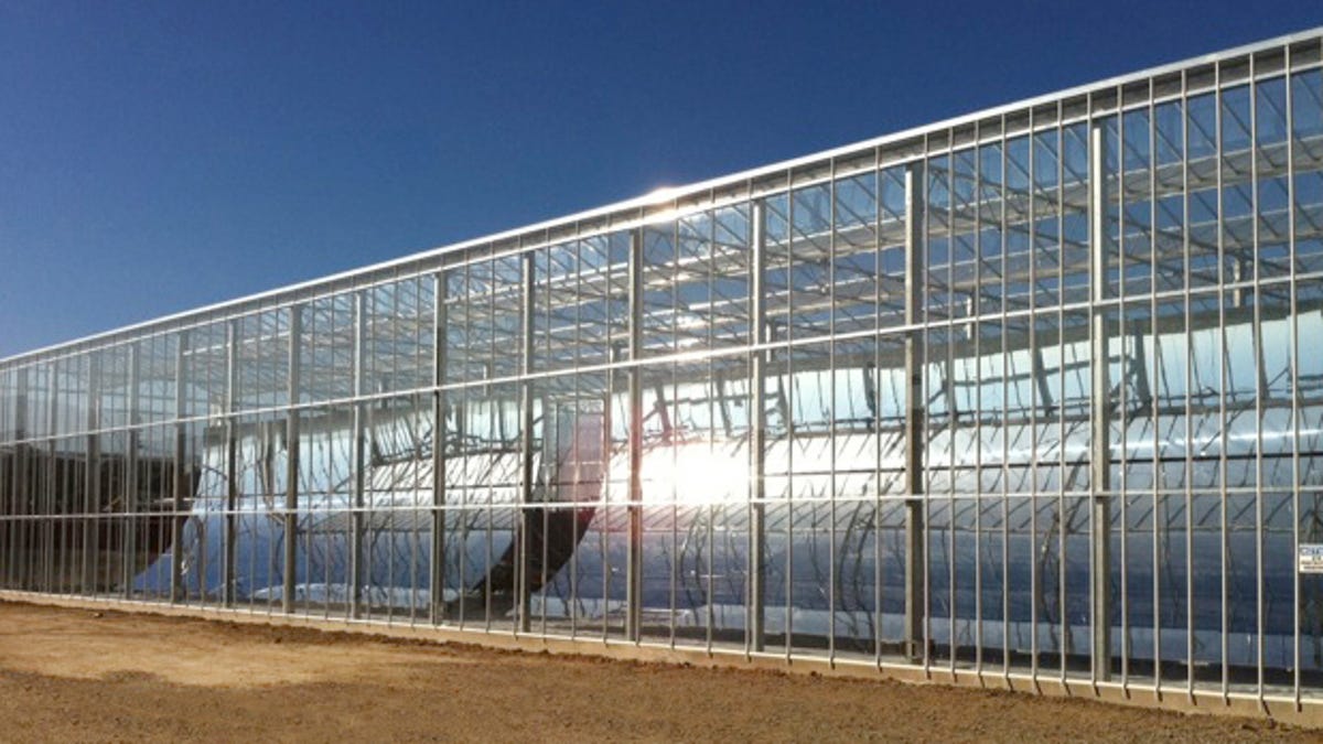 GlassPoint Solar's glass buildings are about 20 feet high and have mirrors inside which makes steam.